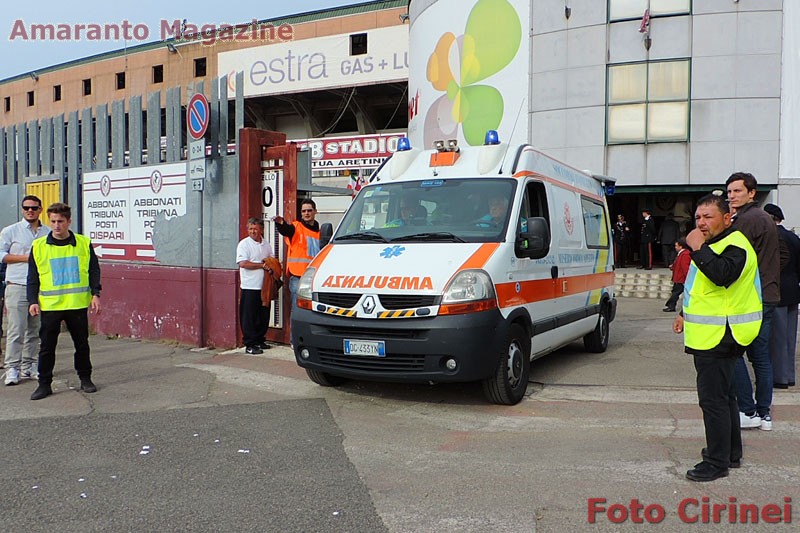 l'ambulanza che ha portato Capuano in ospedale